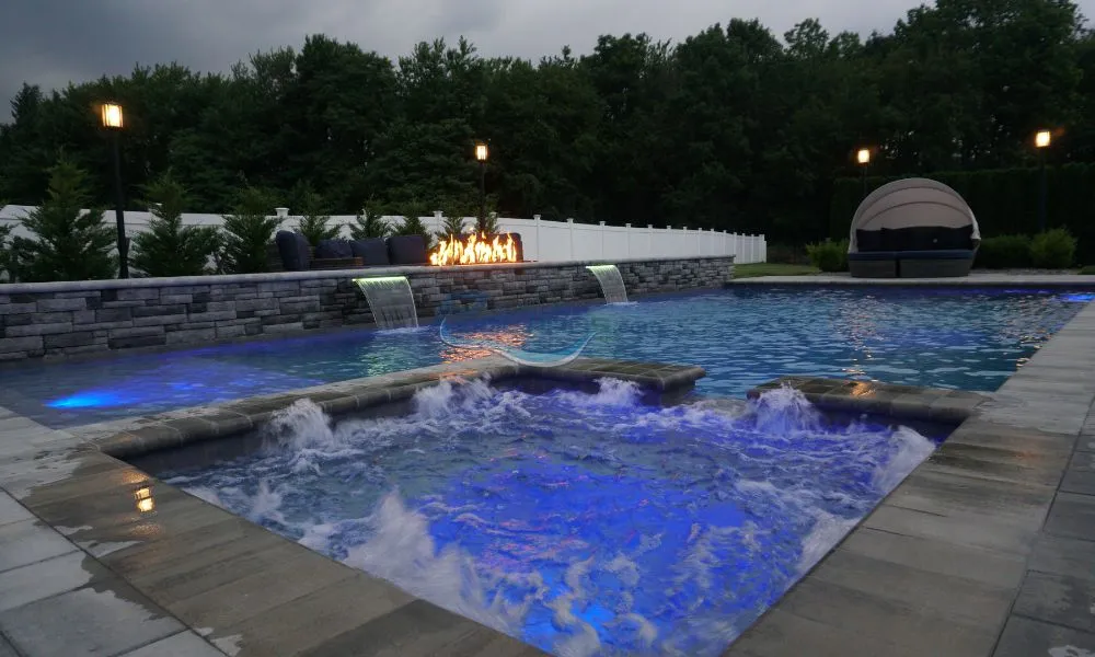 custom-pool-with-spa-Scotch-Plains-NJ